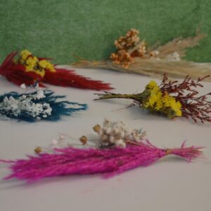 Dry Flower Small Bouquet – Combo of 5 random Bouquet