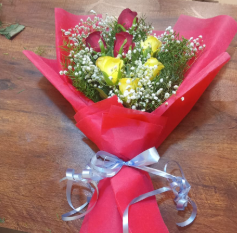 Crimson Sunshine – Mixed Rose Bouquet